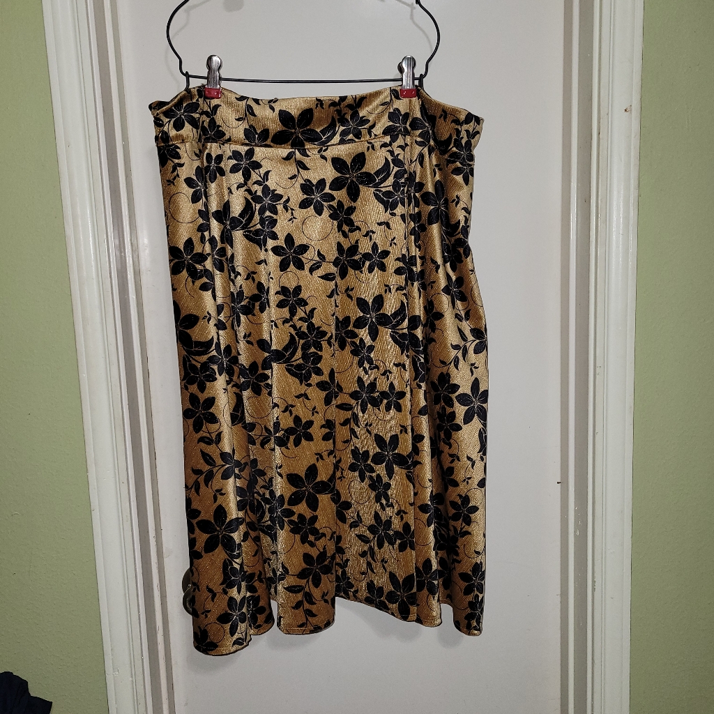 Unique Vintage Gold And Black Floral Velvet Maxi Skirt